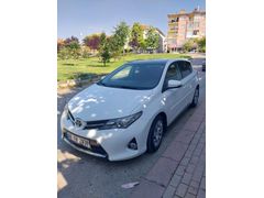 Sahibinden Toyota Auris 1.4 D-4D Touch Skypack 2015 Model Ankara