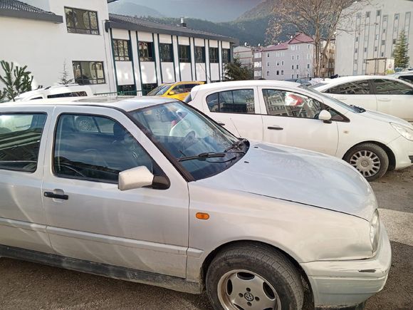 Sahibinden Volkswagen Golf 1.8 Highline 1998 Model