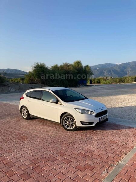 Sahibinden Ford Focus 1.6 Ti-VCT Trend X 2015 Model İzmir 172.000 km Beyaz