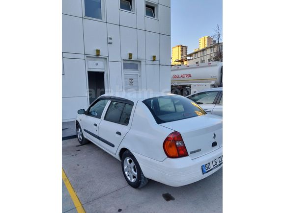 Sahibinden Renault Clio 1.4 RNA 2000 Model