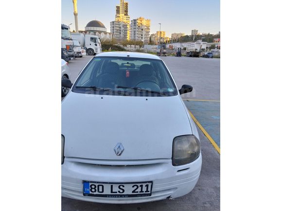 Sahibinden Renault Clio 1.4 RNA 2000 Model