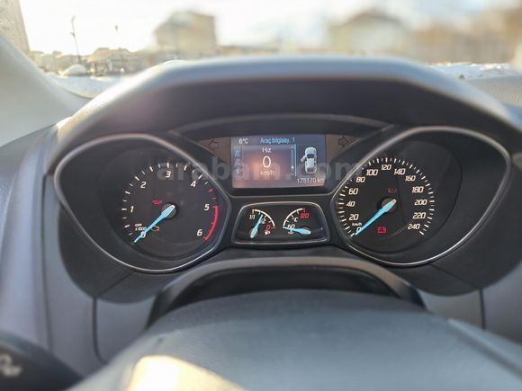 Sahibinden Ford Focus 1.6 TDCi Trend X 2013 Model van