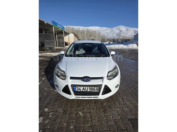 Sahibinden Ford Focus 1.6 TDCi Trend X 2013 Model van