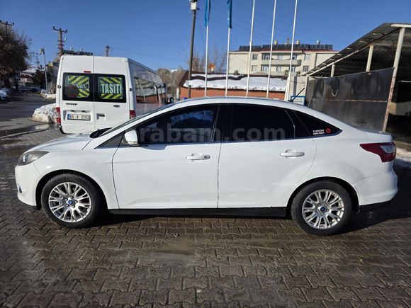 Sahibinden Ford Focus 1.6 TDCi Trend X 2013 Model van