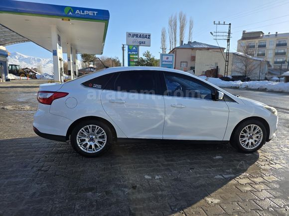 Sahibinden Ford Focus 1.6 TDCi Trend X 2013 Model van