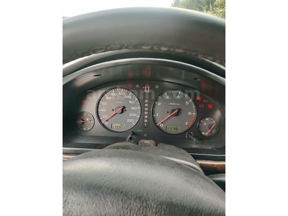 Sahibinden Subaru Legacy 2.0 GL 2000 Model