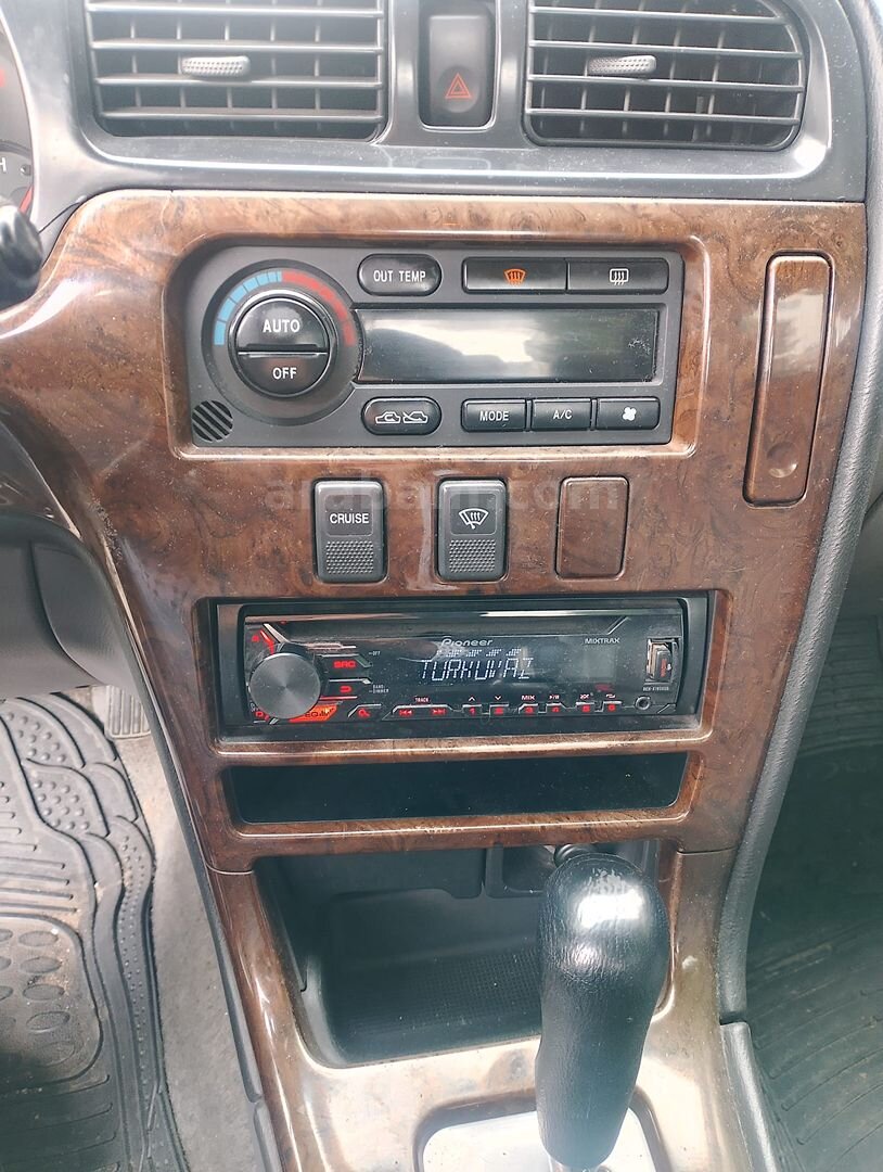 Sahibinden Subaru Legacy 2.0 GL 2000 Model Mersin 176.000 km Gri (Gümüş) 4