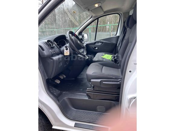 Sahibinden Renault Trafic 2.0 DCI Grand Confort 2020 Model 