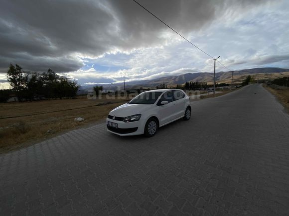 Sahibinden Volkswagen Polo 1.2 Trendline 2012 Model  259.000 km Beyaz