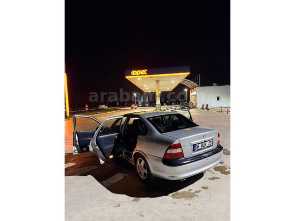 Sahibinden Opel Vectra 2.0 CD 1998 Model