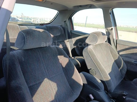 Sahibinden Ford Mondeo 2.0 Ghia 1994 Model