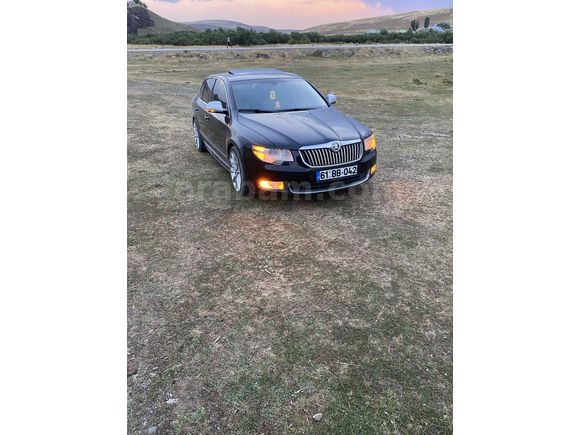 Sahibinden Skoda SuperB 1.4 TSI Elegance 2011 Model 
