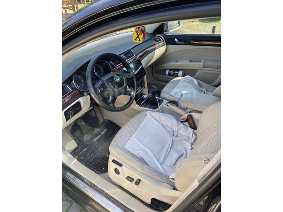 Sahibinden Skoda SuperB 1.4 TSI Elegance 2011 Model 