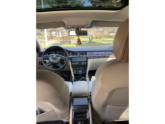 Sahibinden Skoda SuperB 1.4 TSI Elegance 2011 Model 