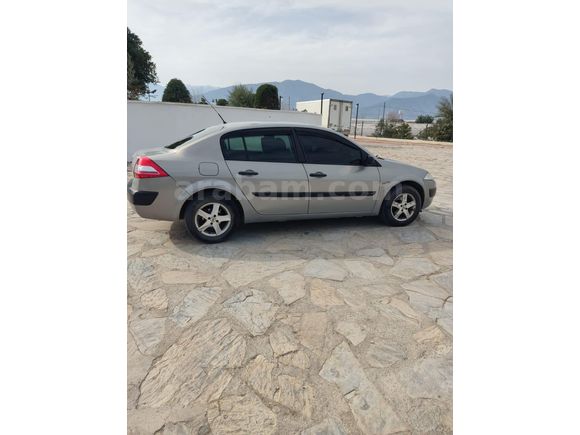 Acil Satılık Sahibinden Renault Megane 1.4 Authentique 2005 Model