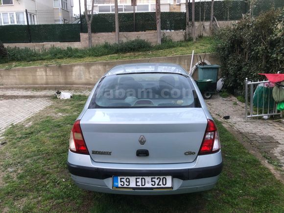 Sahibinden Renault Clio 1.4 Authentique 2005 Model