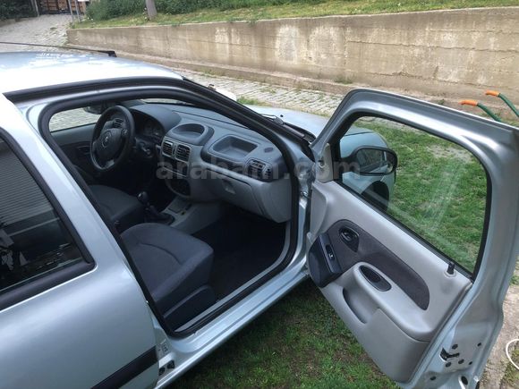 Sahibinden Renault Clio 1.4 Authentique 2005 Model