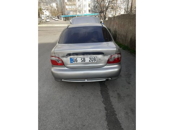 Hyundai Accent 1.3 LS 2000 Model