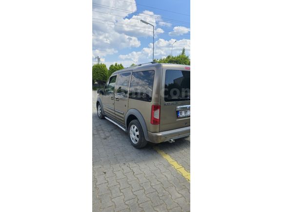Sahibinden Ford Tourneo Connect 1.8 TDCI GLX 2011 Model