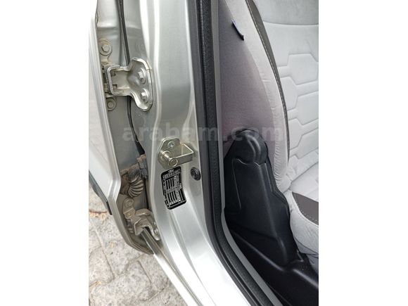 Sahibinden Ford Fusion 1.6 Lux 2004 Model
