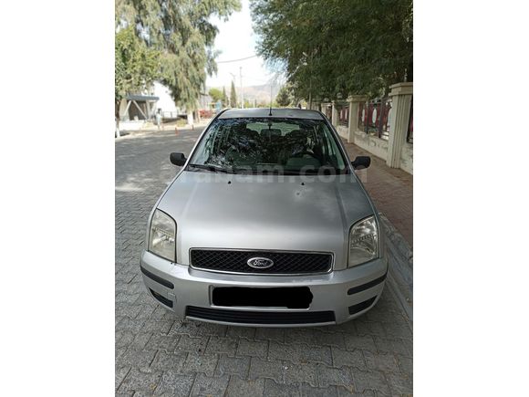 Sahibinden Ford Fusion 1.6 Lux 2004 Model