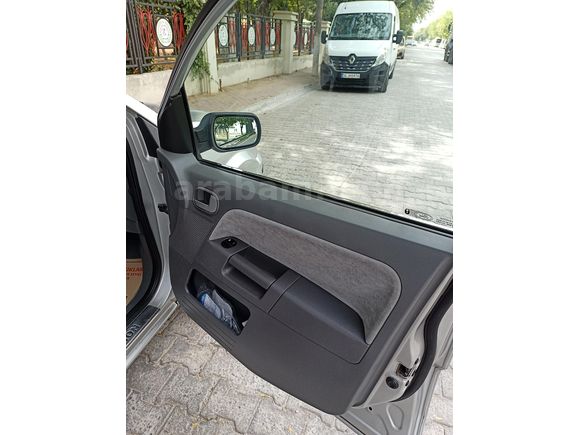 Sahibinden Ford Fusion 1.6 Lux 2004 Model