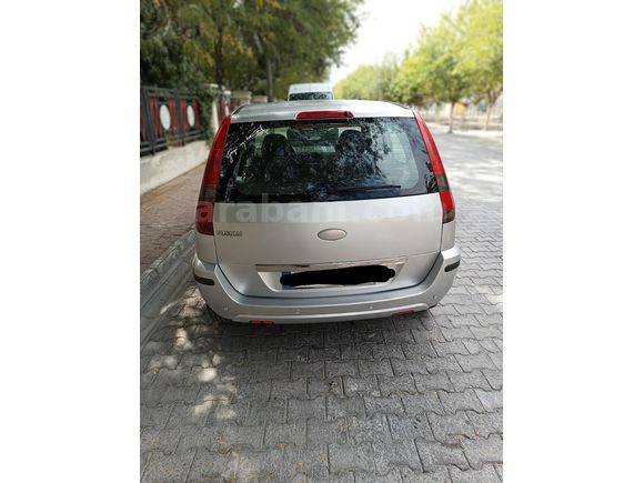 Sahibinden Ford Fusion 1.6 Lux 2004 Model