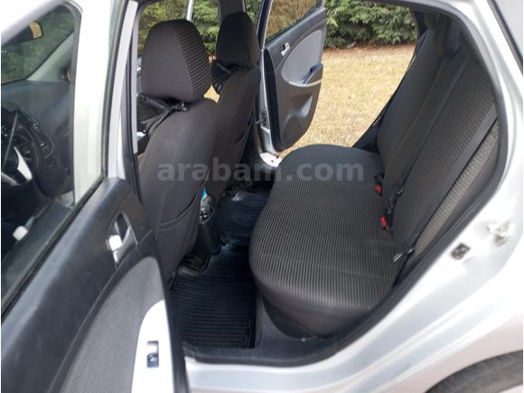 Sahibinden Hyundai Accent Blue 1.6 CRDI Mode Plus 2014 Model