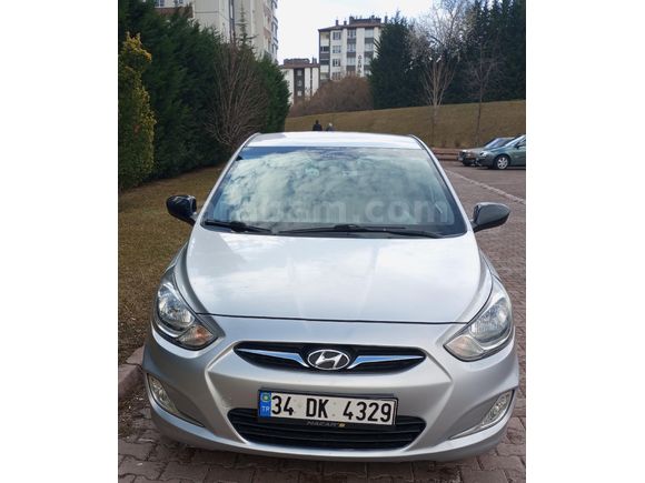 Sahibinden Hyundai Accent Blue 1.6 CRDI Mode Plus 2014 Model