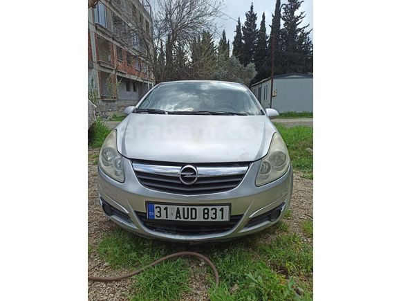 Kadın memurdan temiz garaj arabası