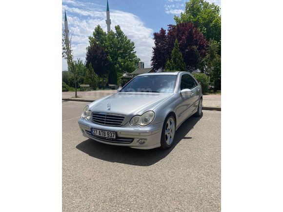 Sahibinden Mercedes - Benz C 230 Kompressor Avantgarde 2005 Model Gaziantep 218.500 km Gri (Gümüş)