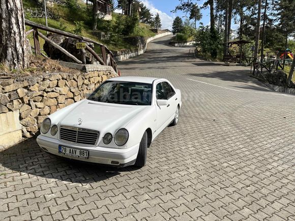 Sahibinden Mercedes - Benz E 200 Classic 1998 Model 