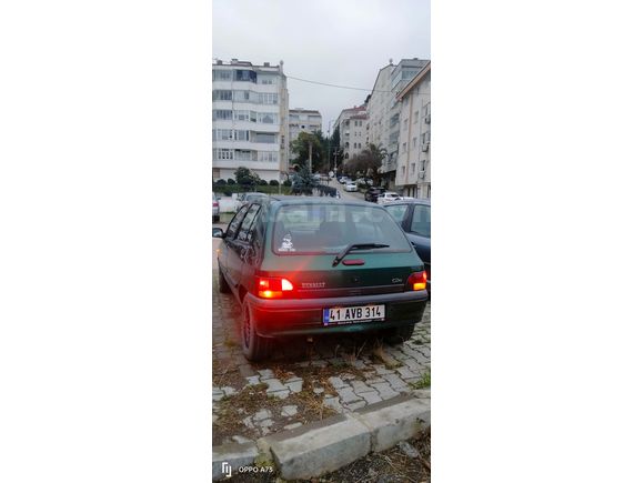 Sahibinden Renault Clio 1.4 RT 1998 Model
