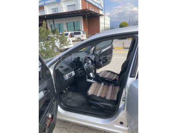Sahibinden Opel Astra 1.6 Essentia 2006 Model 