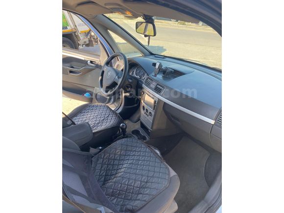 Sahibinden Temiz 2006 Model Meriva