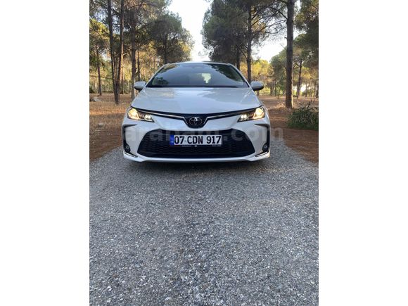 Sahibinden Toyota Corolla 1.5 Flame X-Pack 2023 Model 