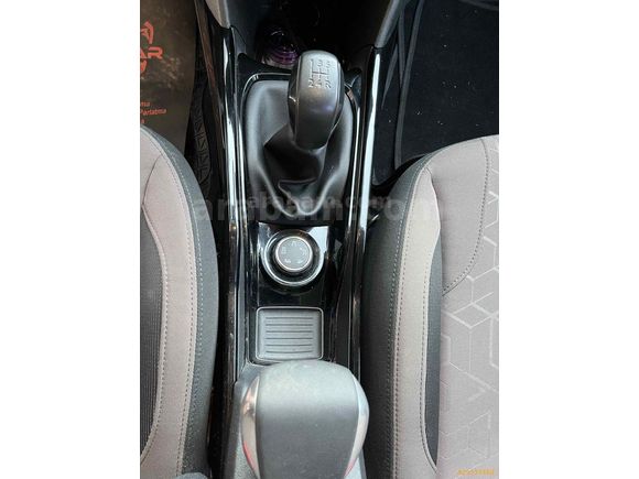 DEĞİŞENSİZ Peugeot 2008 1.6 e-HDi Active 2013 Model   Beyaz