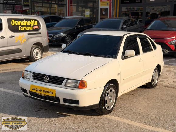 DÜŞÜK KM 187.000,DE ÇOK TEMİZ POLO GARAJ ARABASI