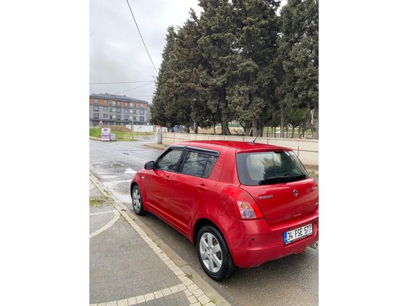 Sahibinden Suzuki Swift 1.3 MT 4X4 2009 Model  183.000 km Kırmızı