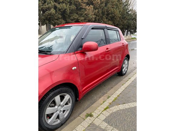 Sahibinden Suzuki Swift 1.3 MT 4X4 2009 Model  183.000 km Kırmızı