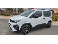 Sahibinden Peugeot Rifter 1.5 BlueHDI GT 2025 Model 