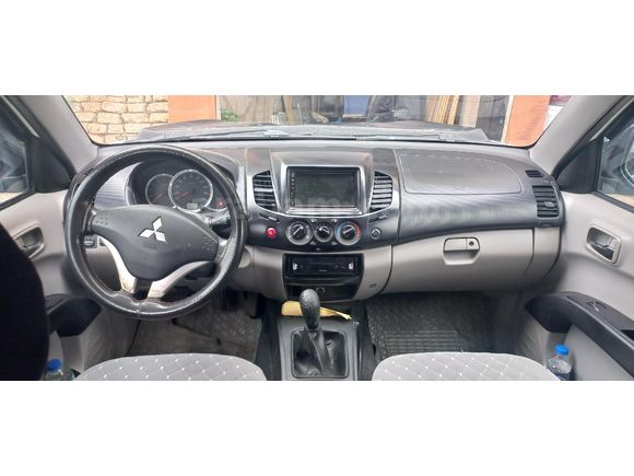 SAHİBİNDEN GARAJ ARABASI - 204 BİN KM - BAKIMLI L200