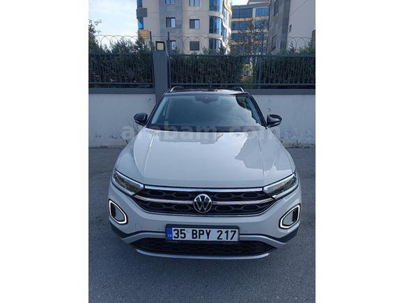 Sahibinden Volkswagen T-Roc 1.5 TSI Style 2023 Model İzmir