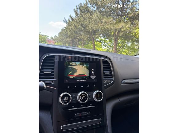 Sahibinden Renault Megane 1.3 TCe Touch 2023 Model