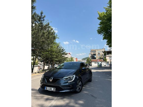 Sahibinden Renault Megane 1.3 TCe Touch 2023 Model