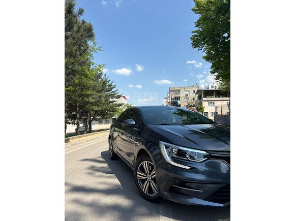 Sahibinden Renault Megane 1.3 TCe Touch 2023 Model