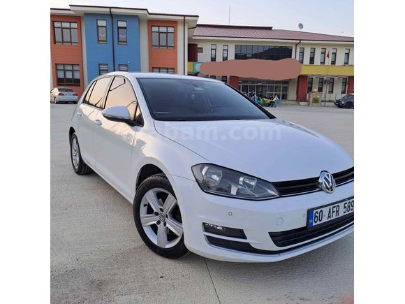 
Takasa uygun Temiz düşük  km’de Vw Golf 1.2 TSi Comfortline 2015 Model