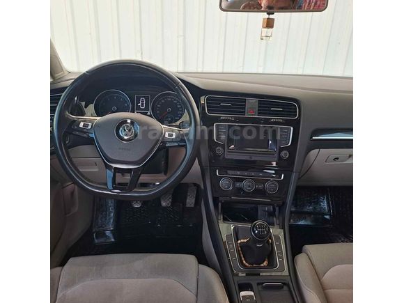 
Takasa uygun Temiz düşük  km’de Vw Golf 1.2 TSi Comfortline 2015 Model