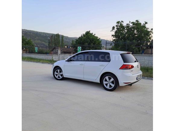 
Takasa uygun Temiz düşük  km’de Vw Golf 1.2 TSi Comfortline 2015 Model