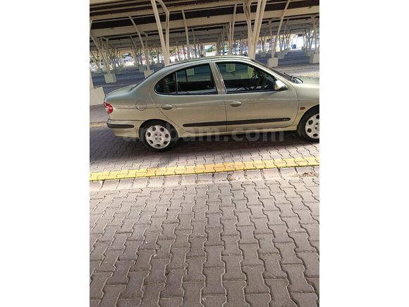 Sahibinden Renault Megane 1.6 Expression 2003 Model